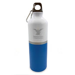 Termo con capacidad de 750 ml fabricado en acero inoxidable bitono con arnés y tapa de rosca.